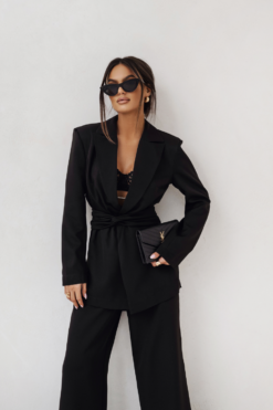 66056cba5587b972a23937cab67ba452